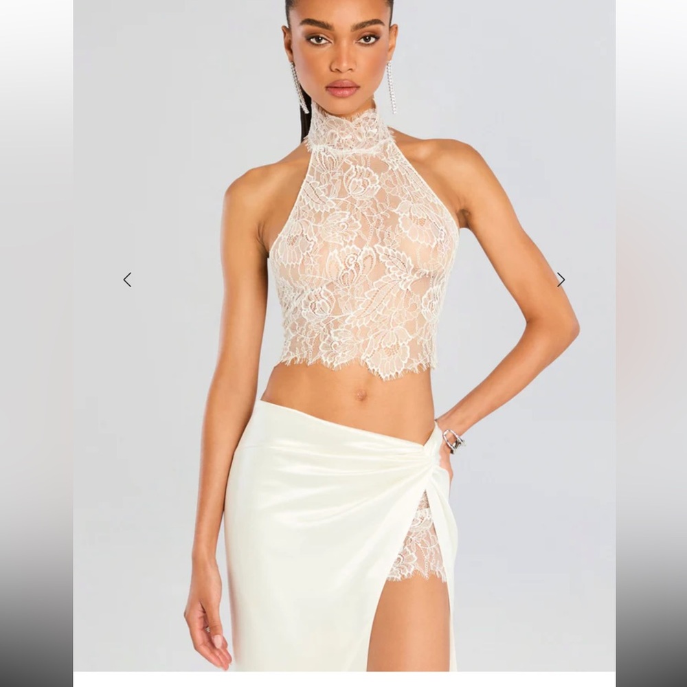 Retrofete Violet Lace Top